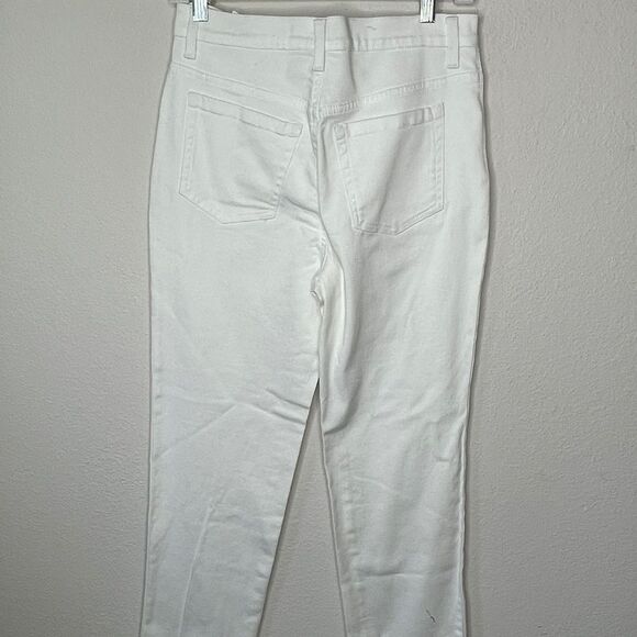 Gloria Vanderbilt Amanda White Jeans - Picture 2 of 10
